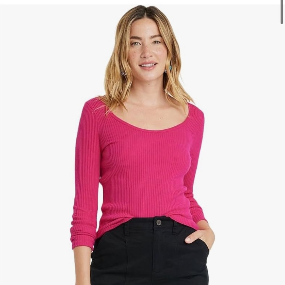 NWT Universal Thread Womens Shrunken Rib Scoop Neck Sweater hot pink valentines